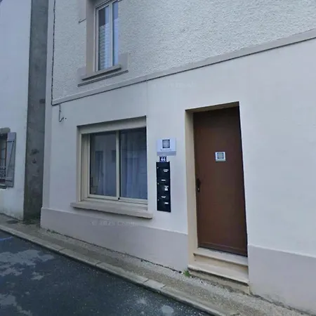 Aramis Cosy A 15 Min Du Puy Du Fouu